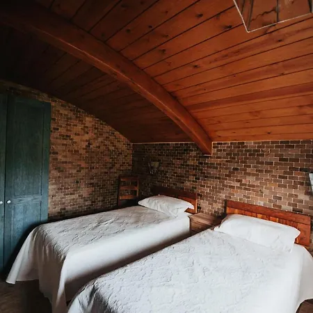 Mi Tesoro Lodge *